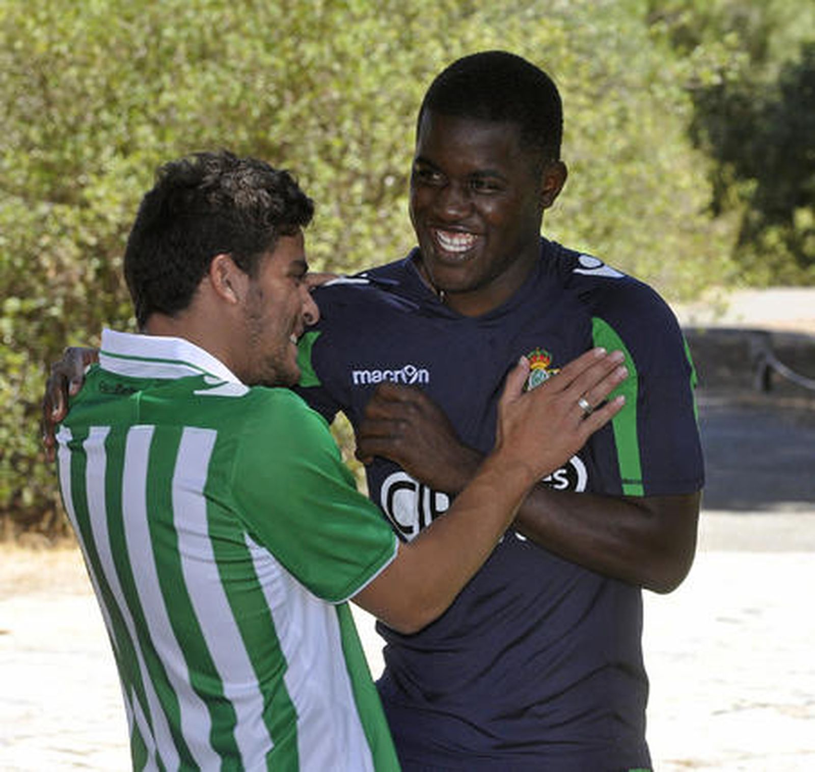 Agra y Campbell se divierten en la presentación. 

Foto: Manuel Gomez