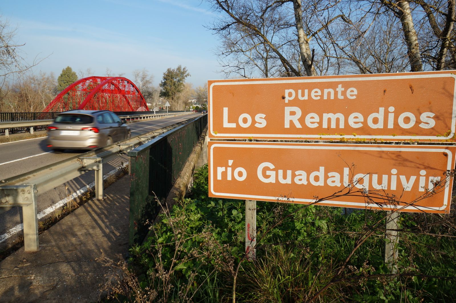 Acceso a Villafranca.