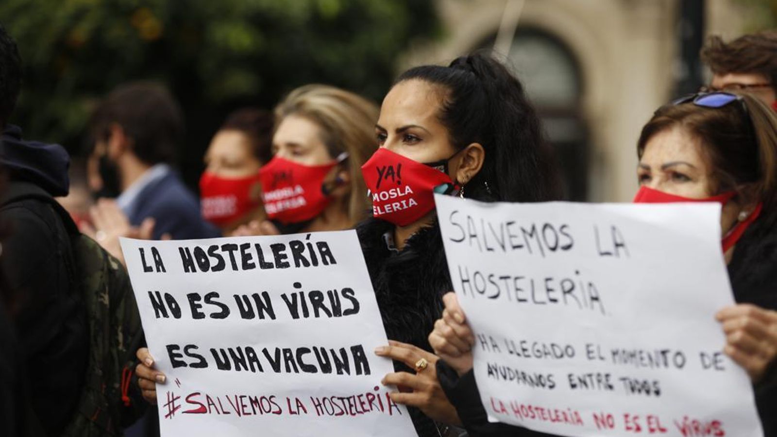 Algunos de los lemas esgrimidos en la marcha.