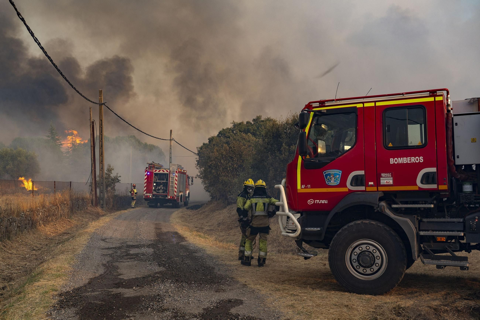 Bomberos en Casar de Cáceres, en Extremadura.