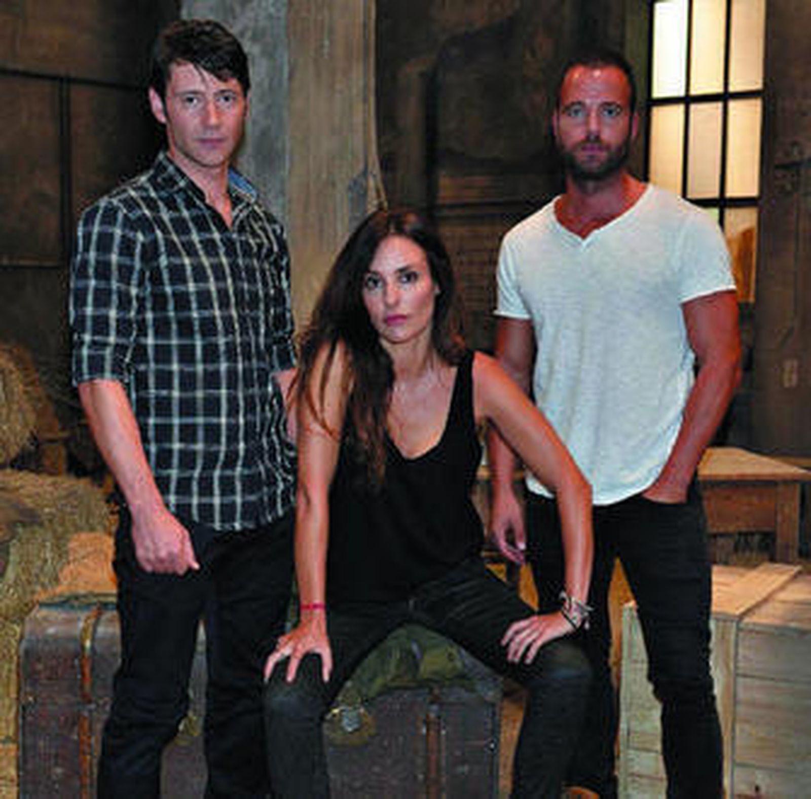 Fran Nortes, Patricia Vico y Carles Francino dan vida a los personajes que forman el trío amoroso de la trama.