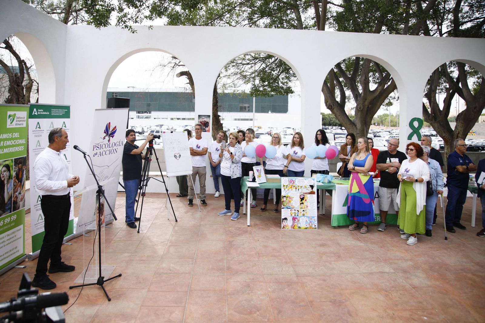 Las imágenes del "Día mundial de la salud mental" en Almería
