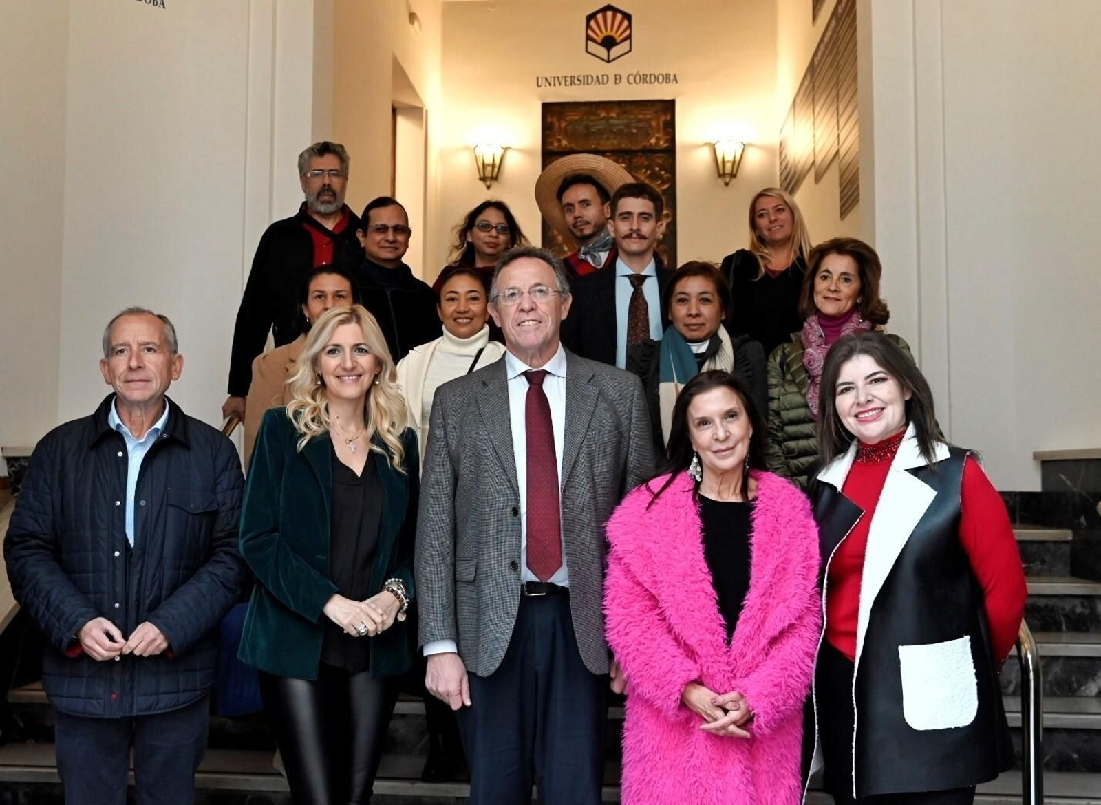 Foto de familia del simposio de Córdobas del mundo.