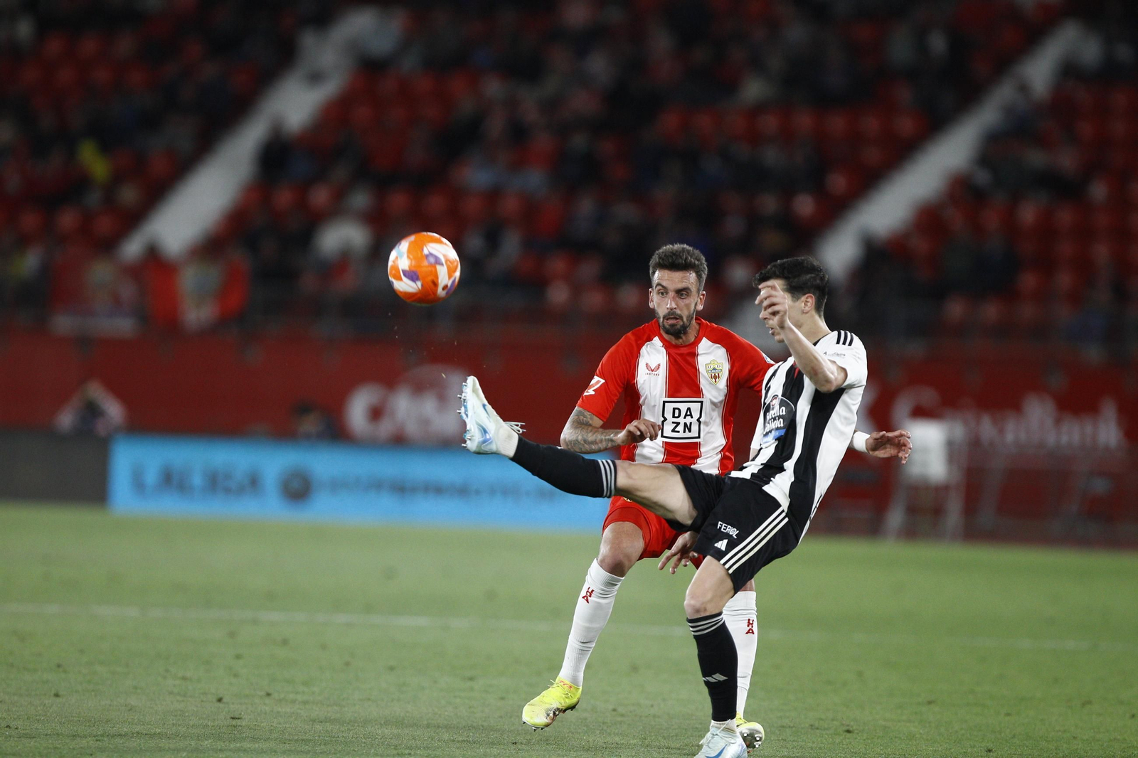 U.D. Almería-Racing Club Ferrol, en imágenes