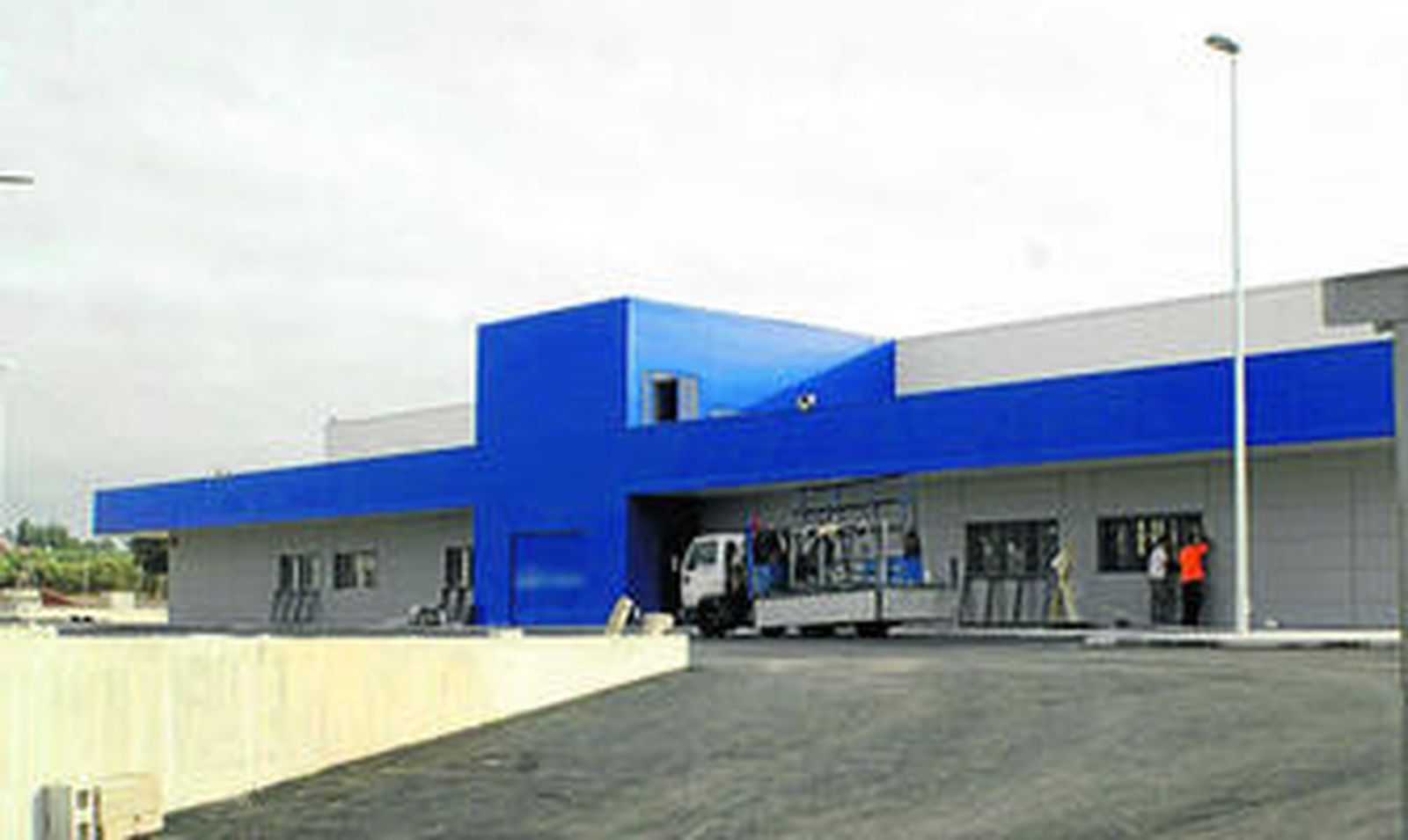 Estado que presentan las obras de las instalaciones de la ITV en Puente Genil.