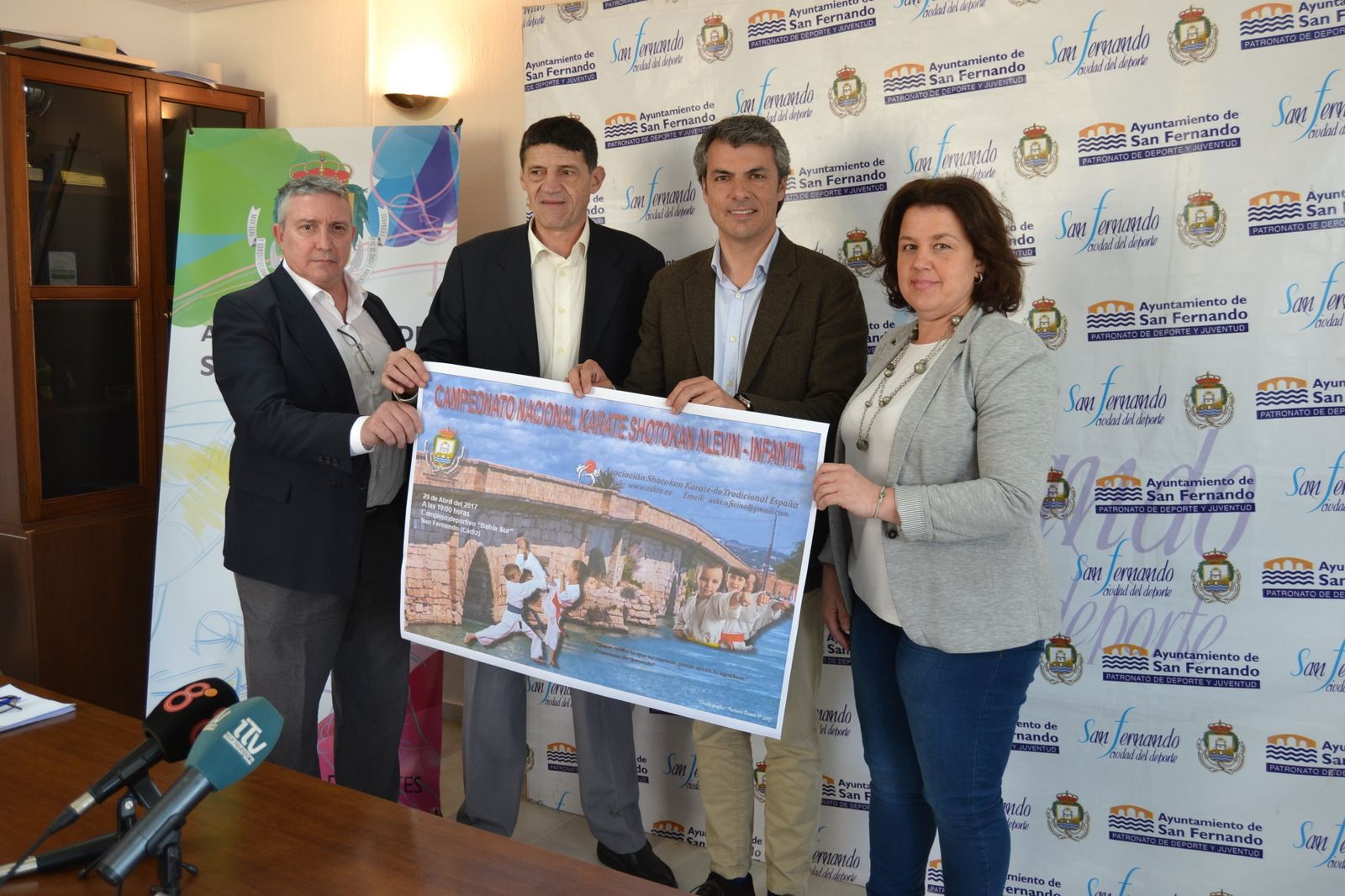 150 jóvenes karatekas se citan en este sábado en el primer campeonato nacional alevín e infantil que celebra La Isla