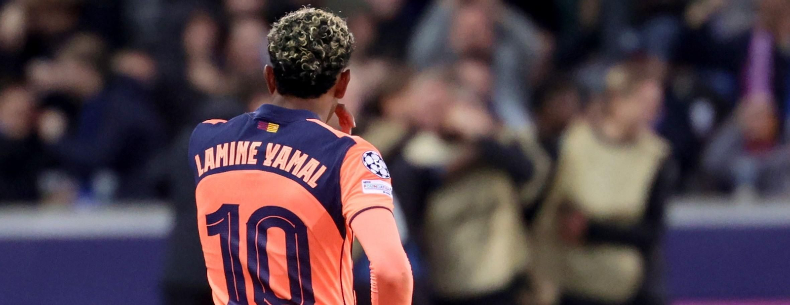 Lamine Yamal, pensativo, durante el partido contra el Brujas. Lamine Yamal, pensativo, durante el partido contra el Brujas.