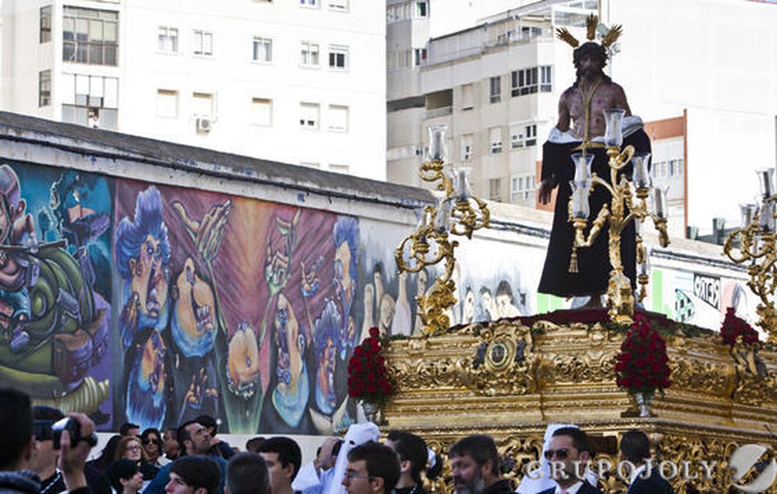 El Despojado

Foto: Joaquin Pino / Jesus Marin / Julio Gonzalez