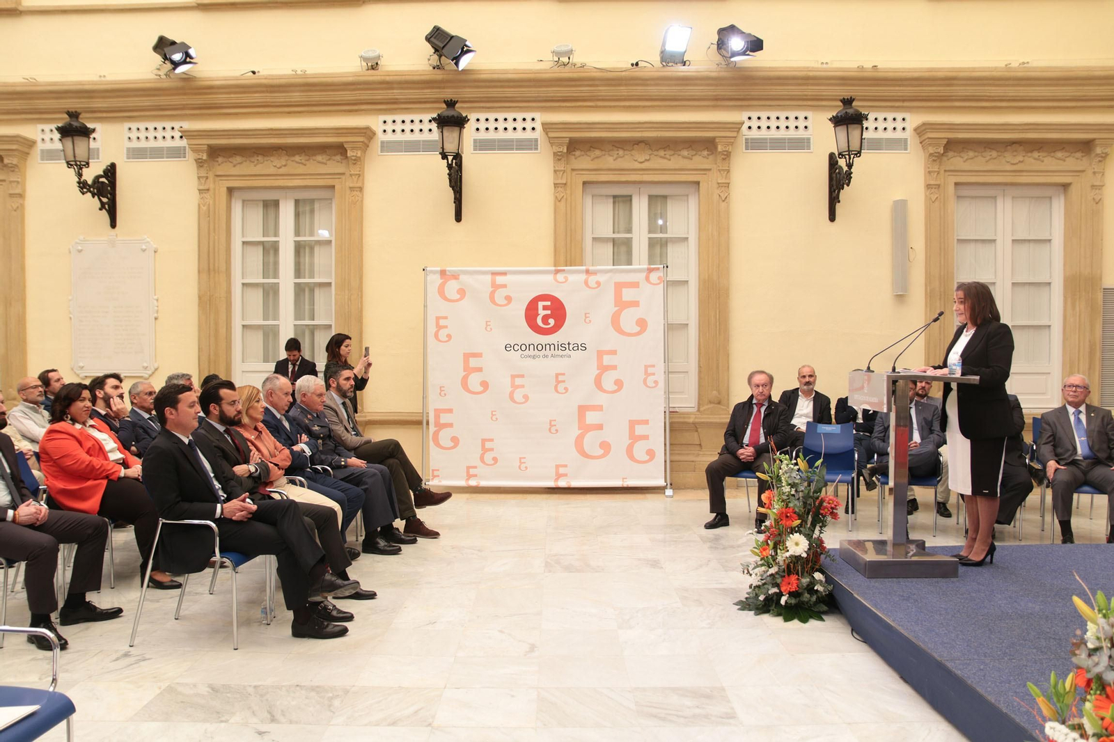 Toma de posesión de la nueva junta de gobierno del Colegio de Economistas
