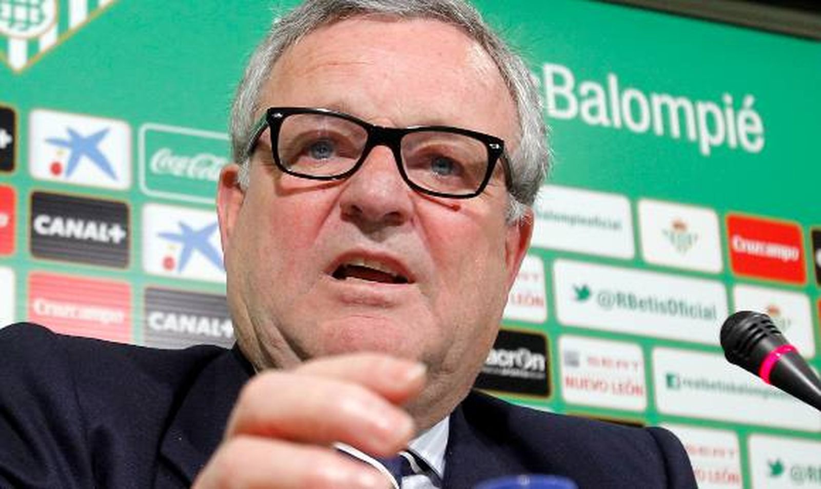 Domínguez Platas: "Voy a intentar que la situación institucional del Betis no se degrade"