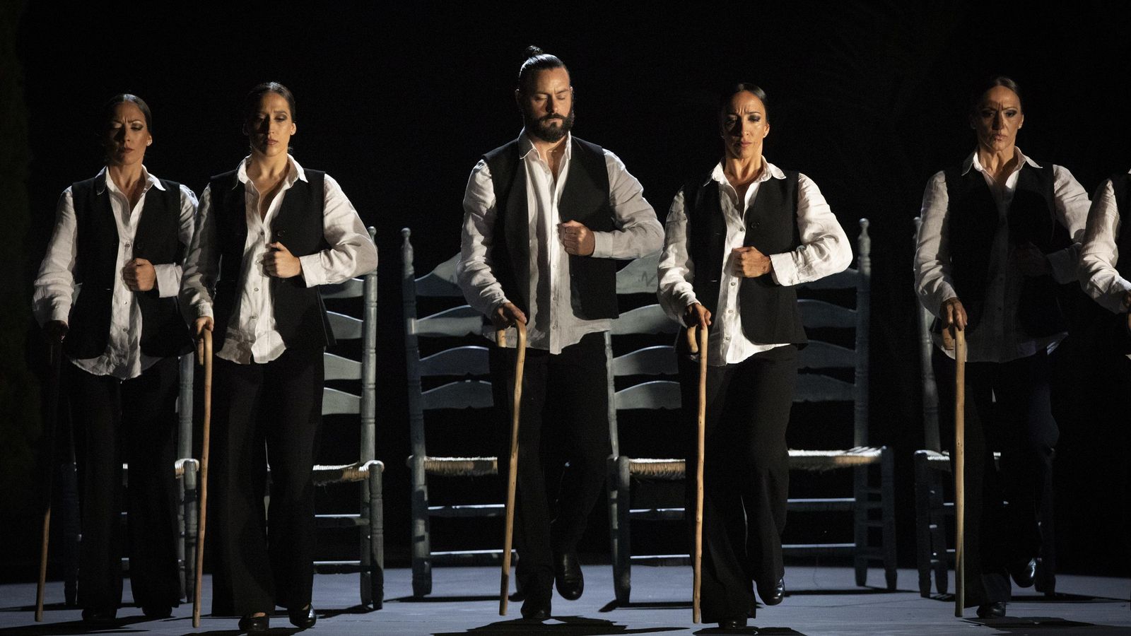 El flamenco y el recuerdo de Paco de Lucía se apoderó del escenario.
