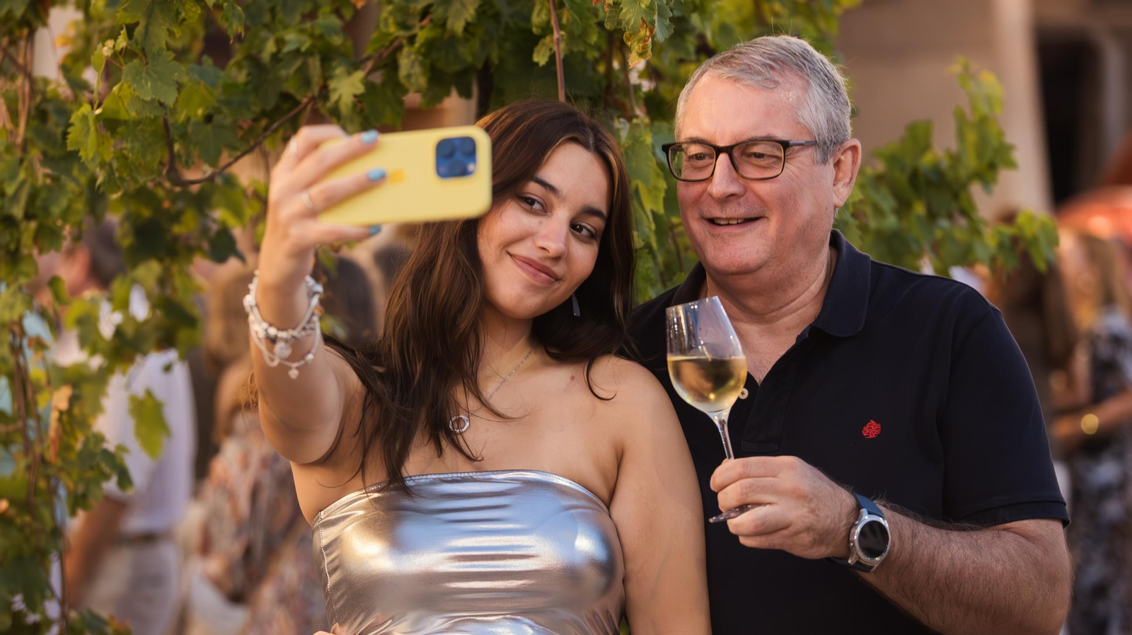 Búscate en el concierto tributo a Abba en Tío Pepe Festival en Jerez