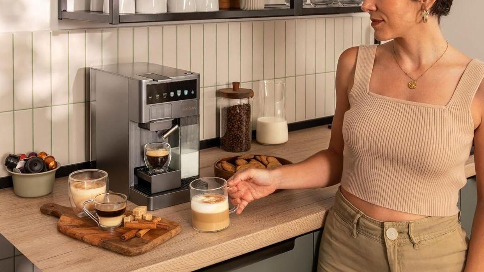 Esta cafetera de cápsulas express de Cecotec es todo un éxito en Amazon ¡y ahora está de ofertón!