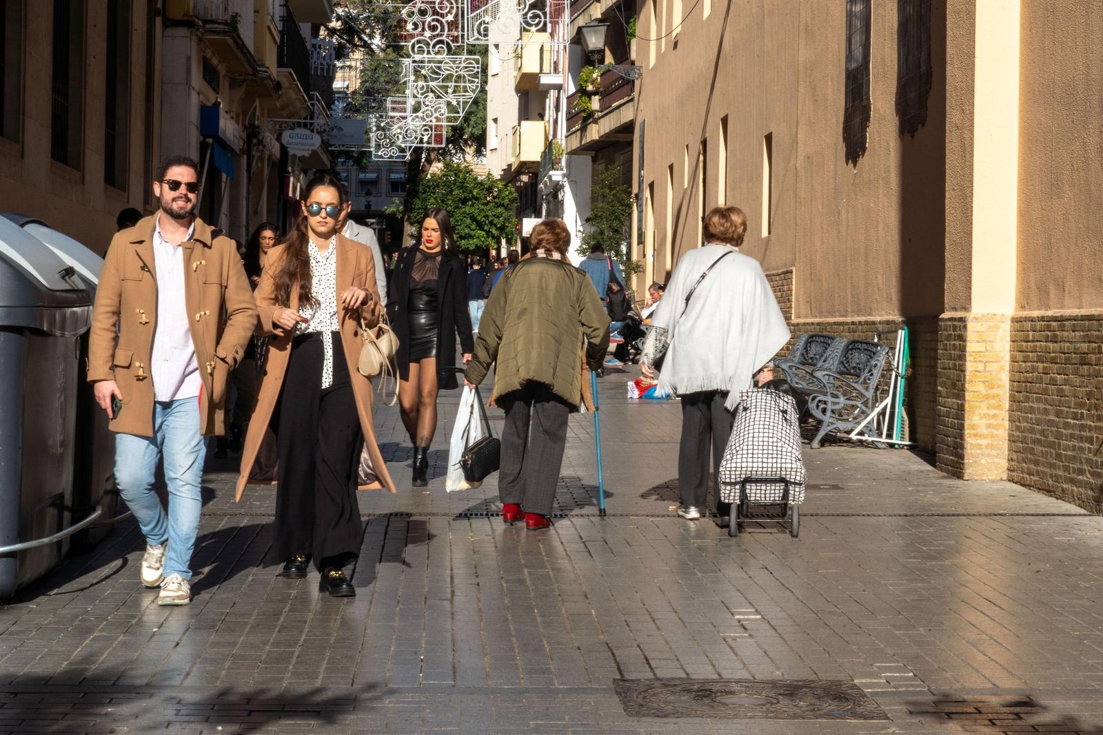 Imágenes de la fiesta del 31 de diciembre en las calles de Huelva