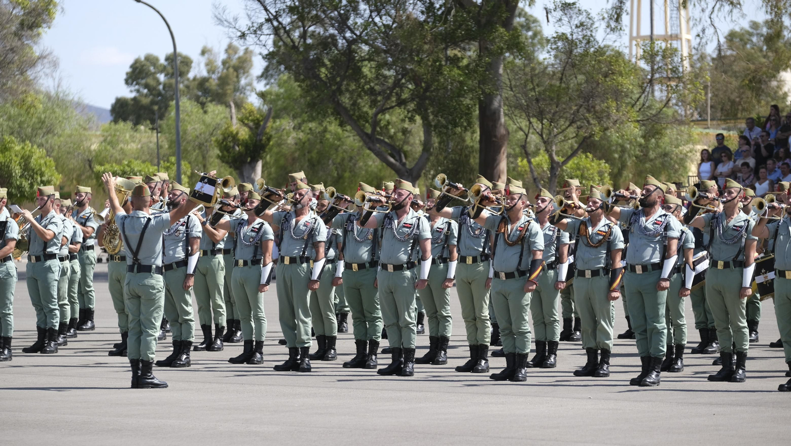 Imágenes del 102 aniversario de La Legión en Almería