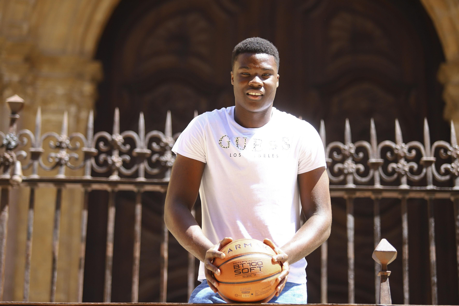 La entrevista a Gody Dike, en fotos