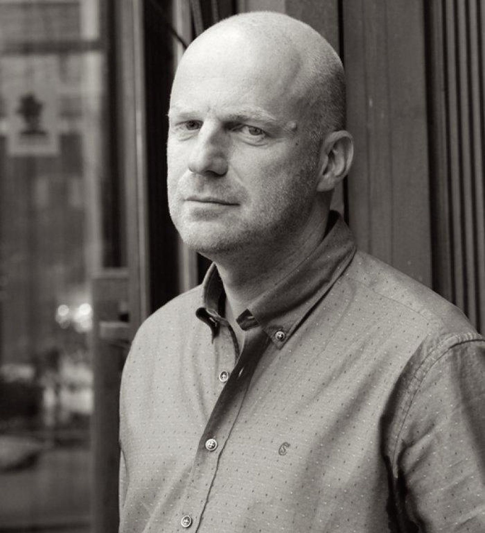 El autor bosnio Damir Ovcina (Sarajevo, 1973).