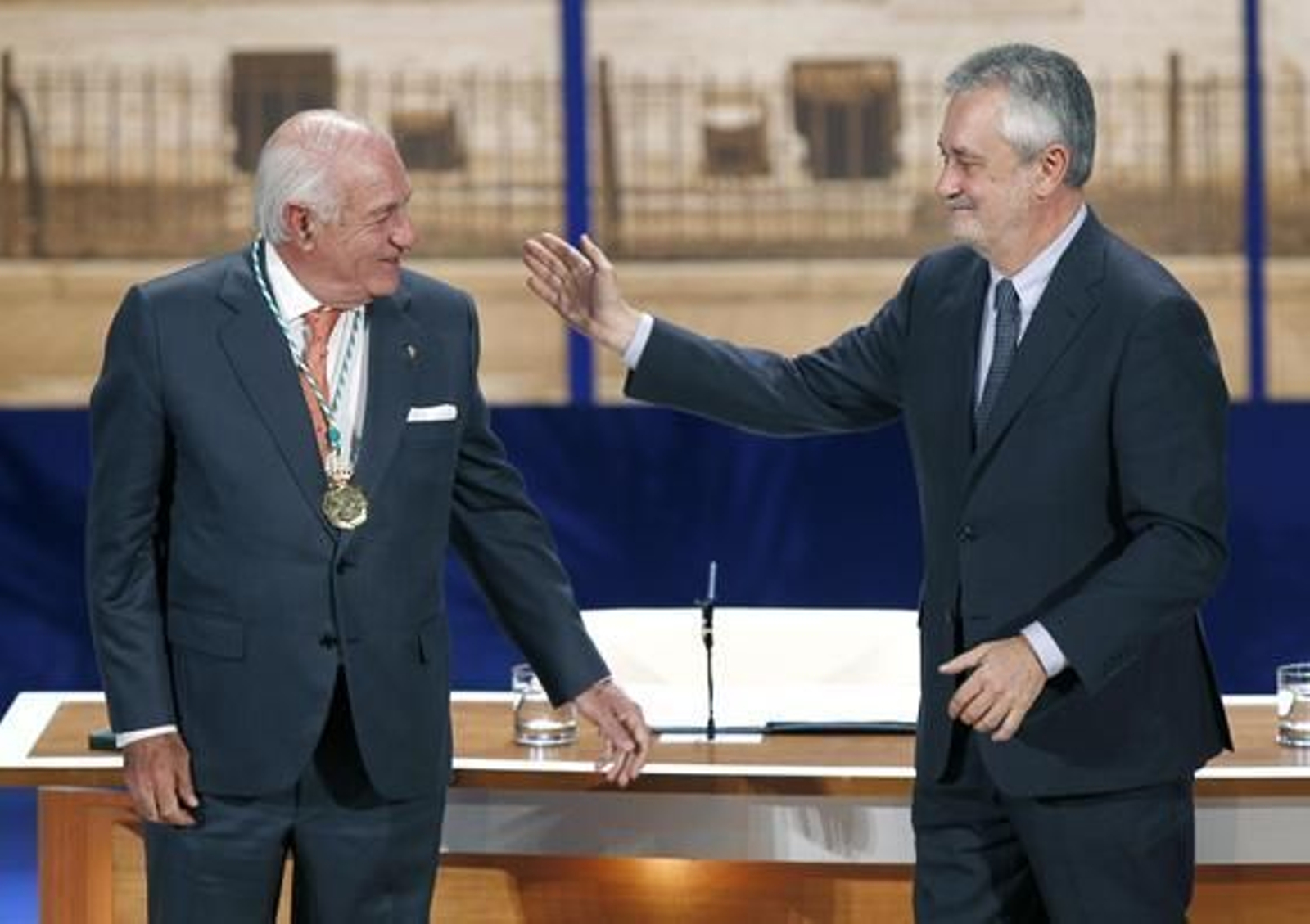 Juan Ramón Guillén, Medalla de Andalucía.

Foto: Antonio Pizarro