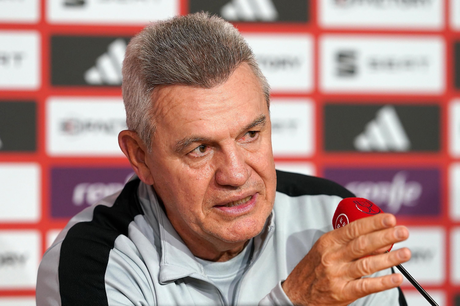 Imágenes del buen ambiente entre el Athletic y el Mallorca