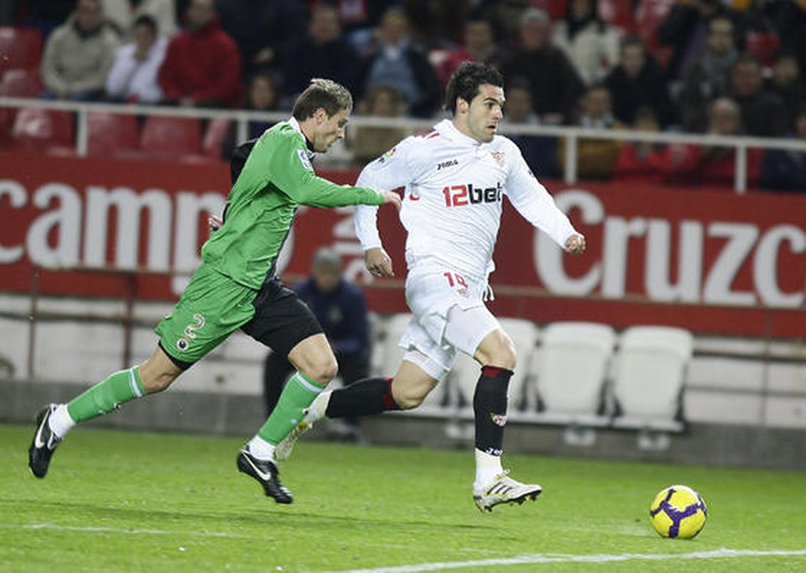 El Sevilla vuelve a ceder puntos en casa. / Antonio Pizarro