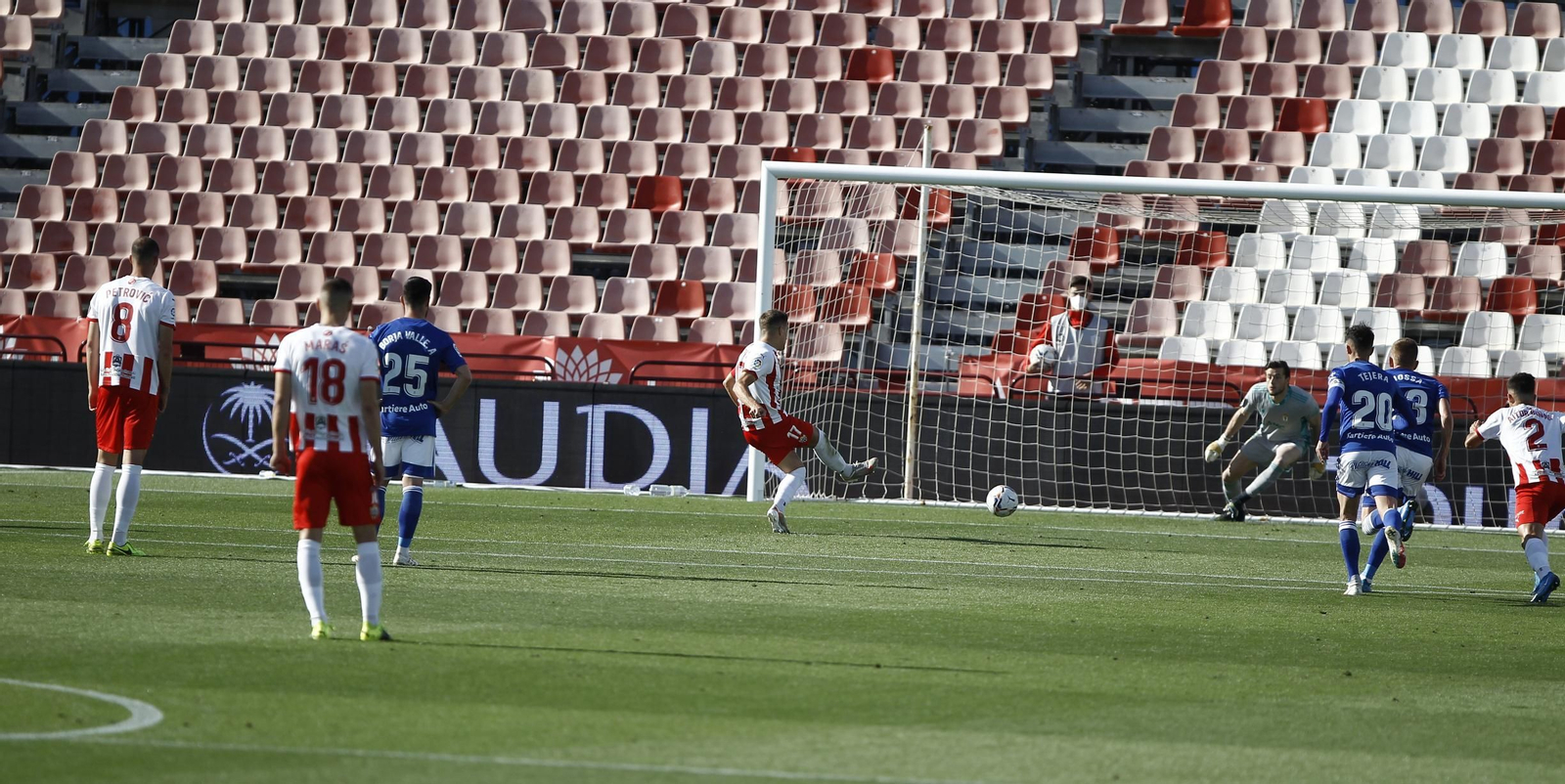 Fotogalería U.D. Almería-Real Oviedo