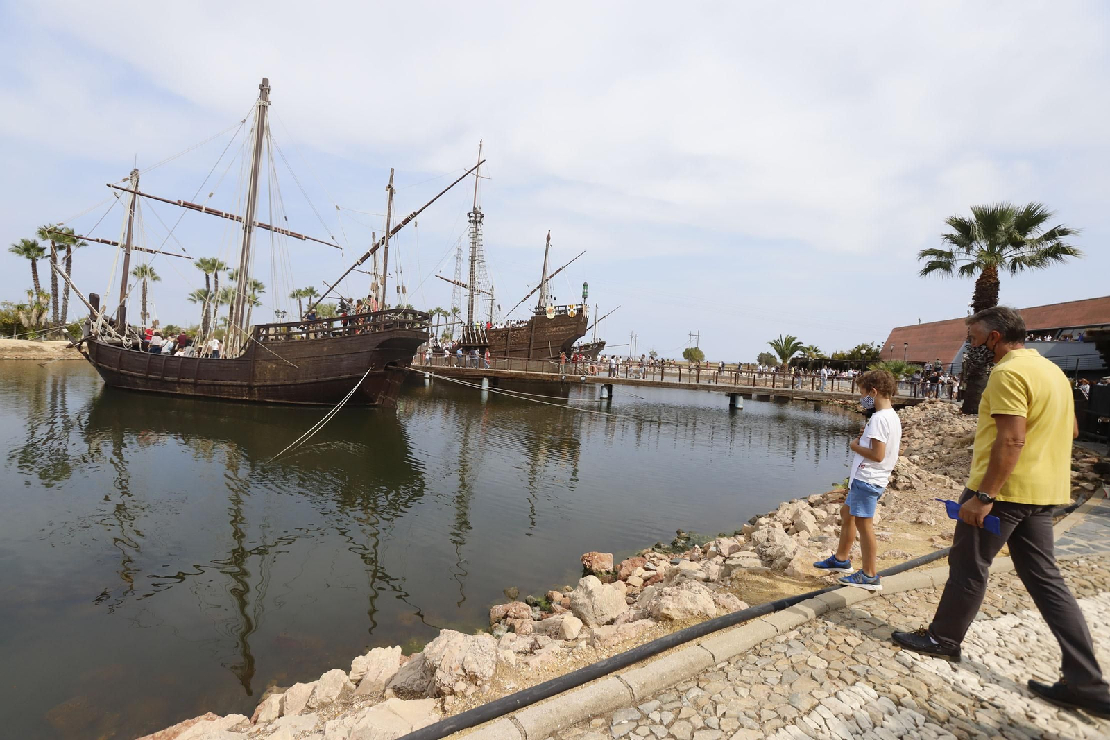 Imágenes del martes 12 de octubre en Huelva