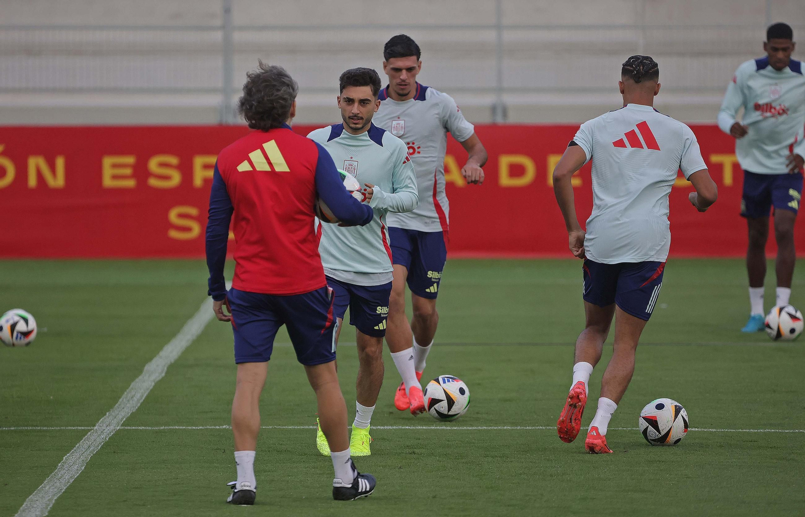 Fotos del entrenamiento de la selección española sub-21 en La Línea