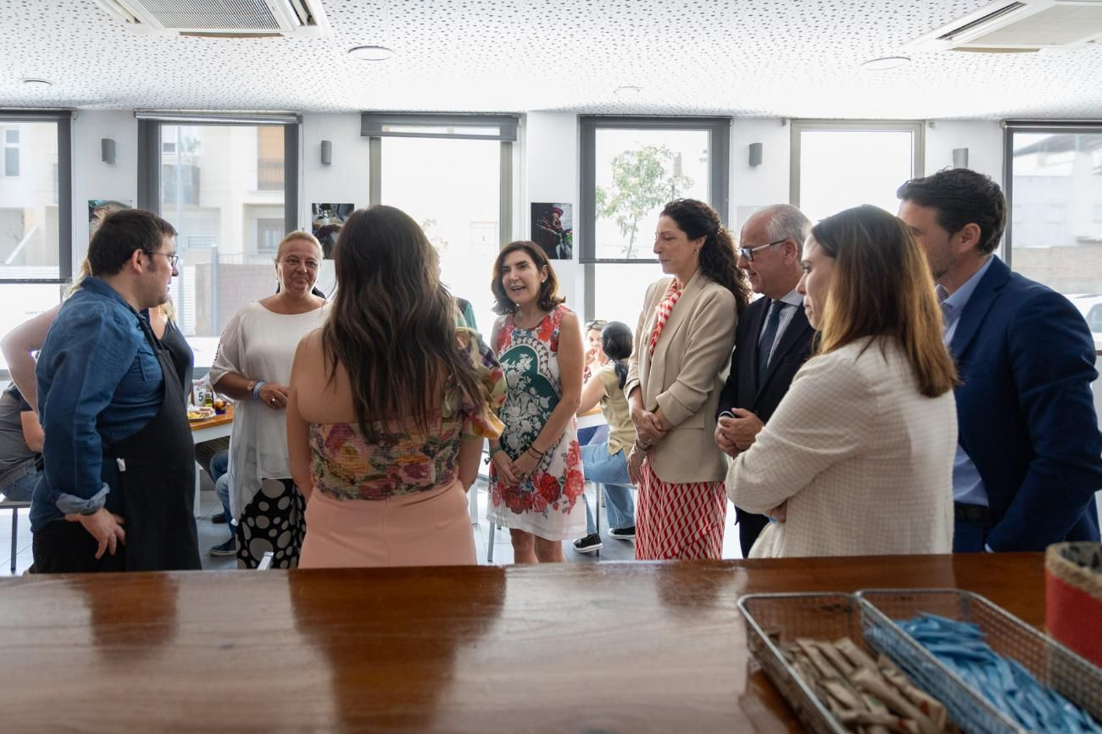 Visita de la consejera a las instalaciones de Aprompsi
