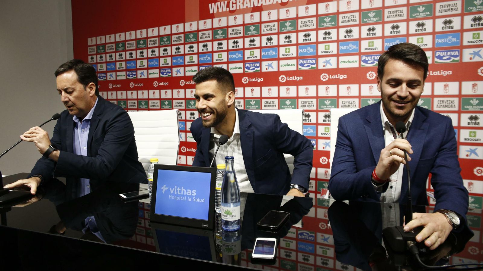 Fran Sánchez, en primer plano junto a Antonio Fernández Monterrubio y Fede Vico.