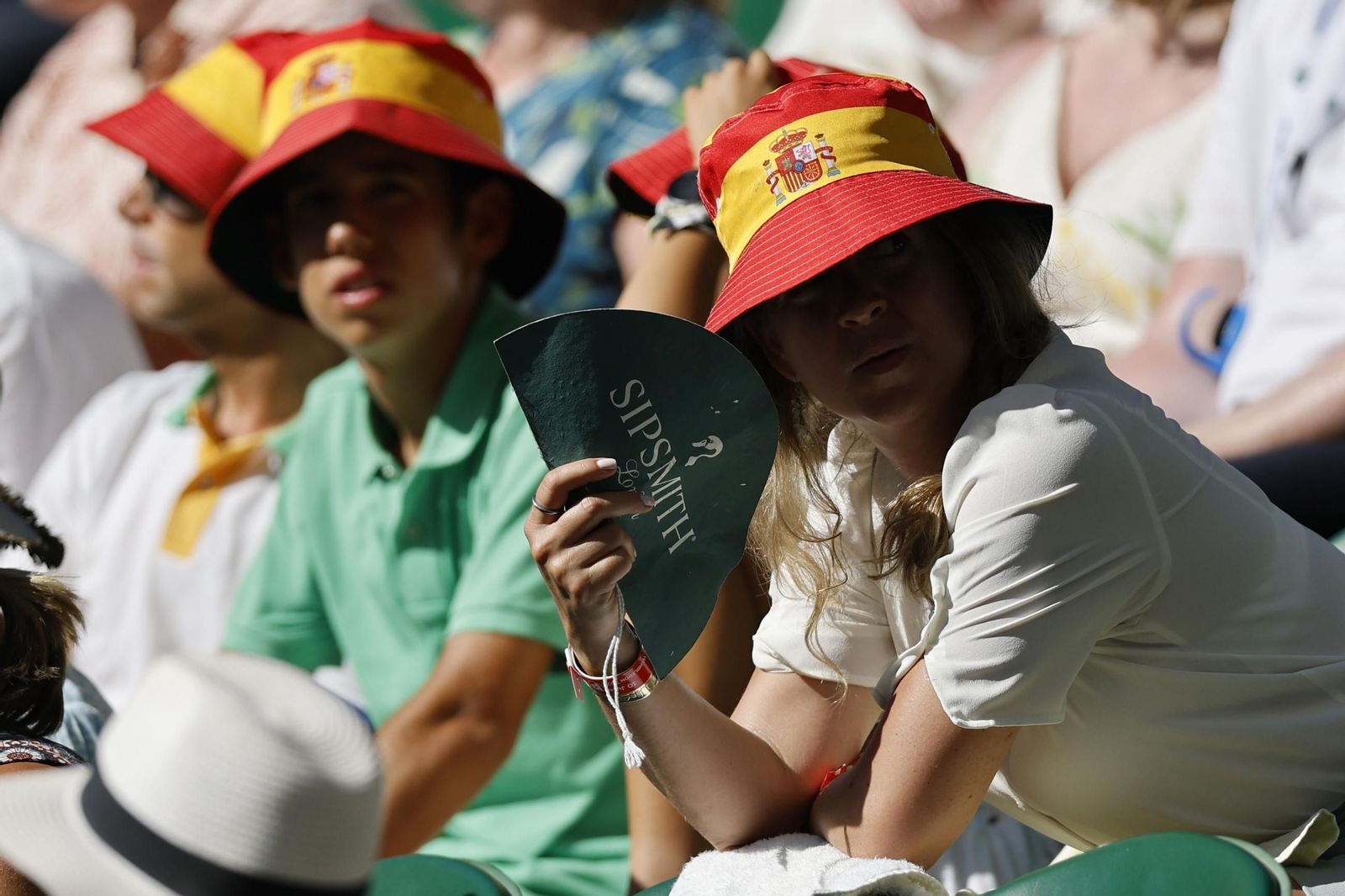 Las imágenes del debut de Alcaraz en Wimbledon y del resto de la jornada