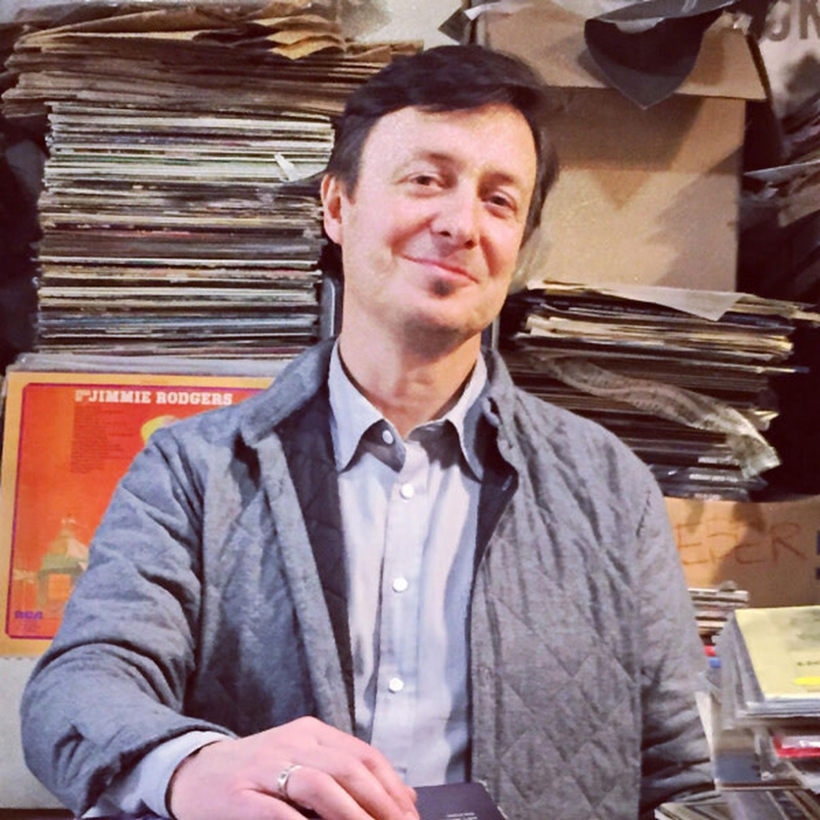 El ensayista, músico y productor John Corbett.