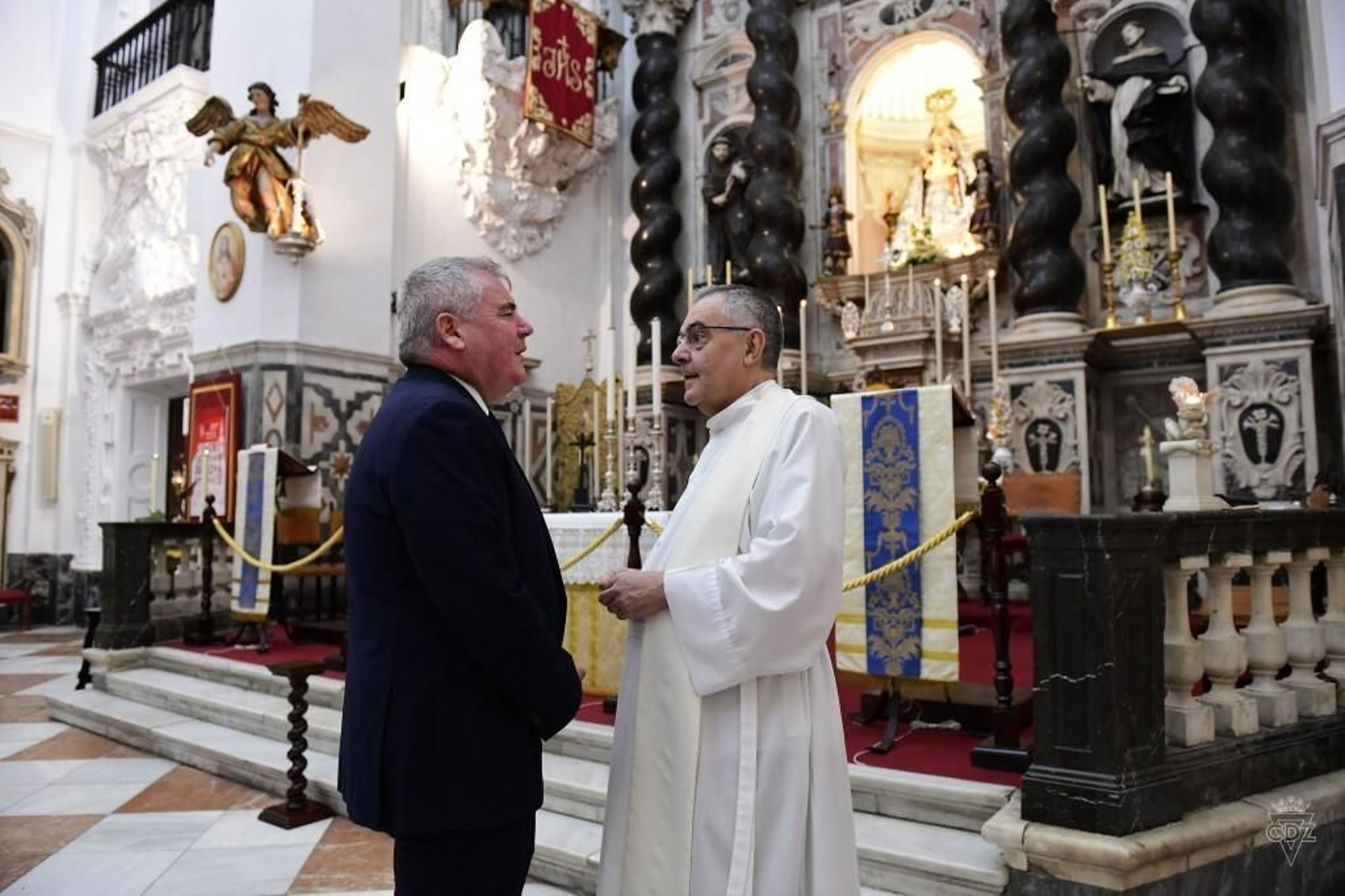 Las imágenes dela visita del Cádiz C.F. a la Patrona y el Nazareno