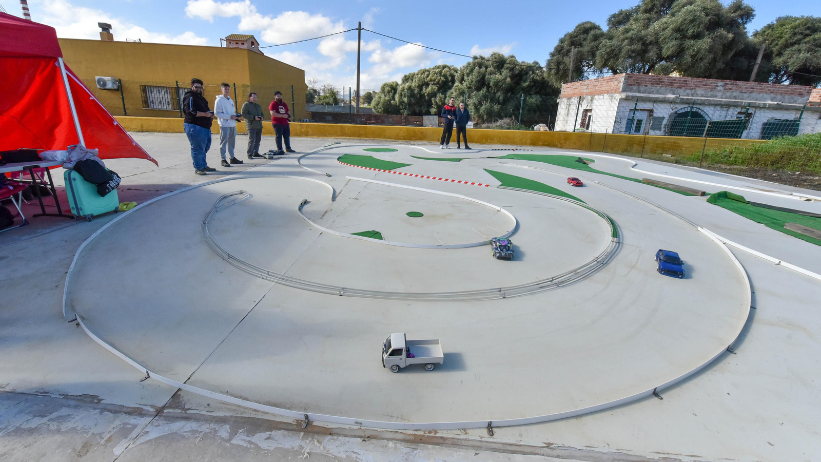Las fotos del Campeonato Andaluz de coches de radio control en el circuito RC 'El Estrecho' en San Roque