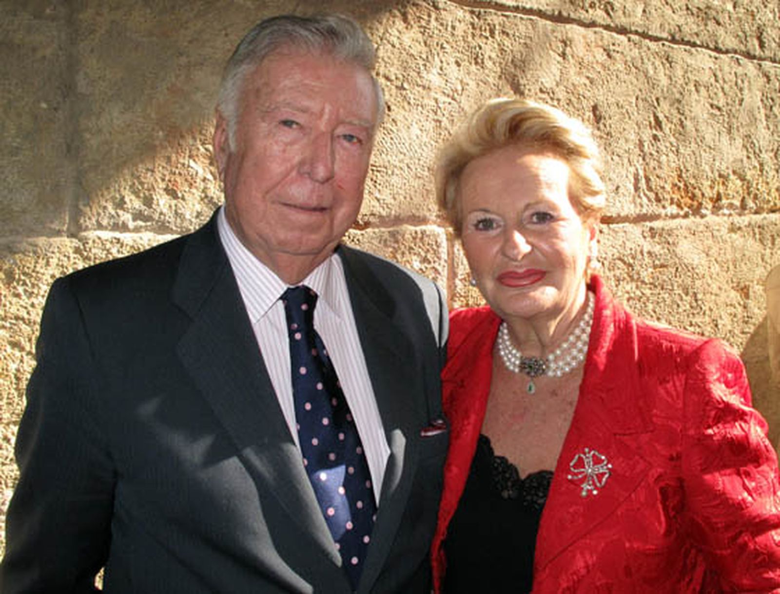 José Luis García-Palacios, presidente de Caja Rural del
Sur, con su esposa, Pilar Alvárez-Bustos.

Foto: Victoria Ramírez