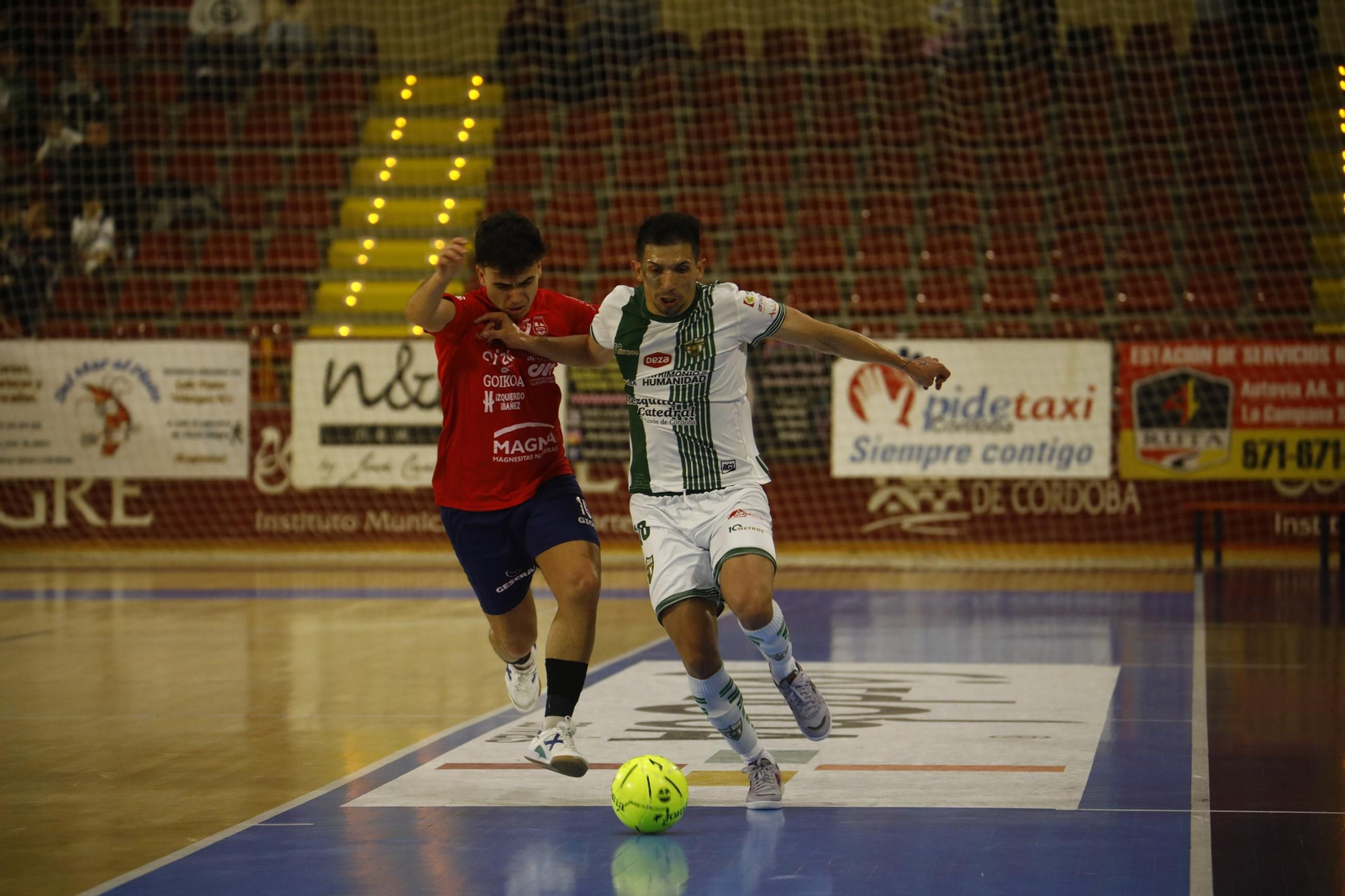 Las mejores fotos del Córdoba Futsal - Osasuna Magna en Vista Alegre