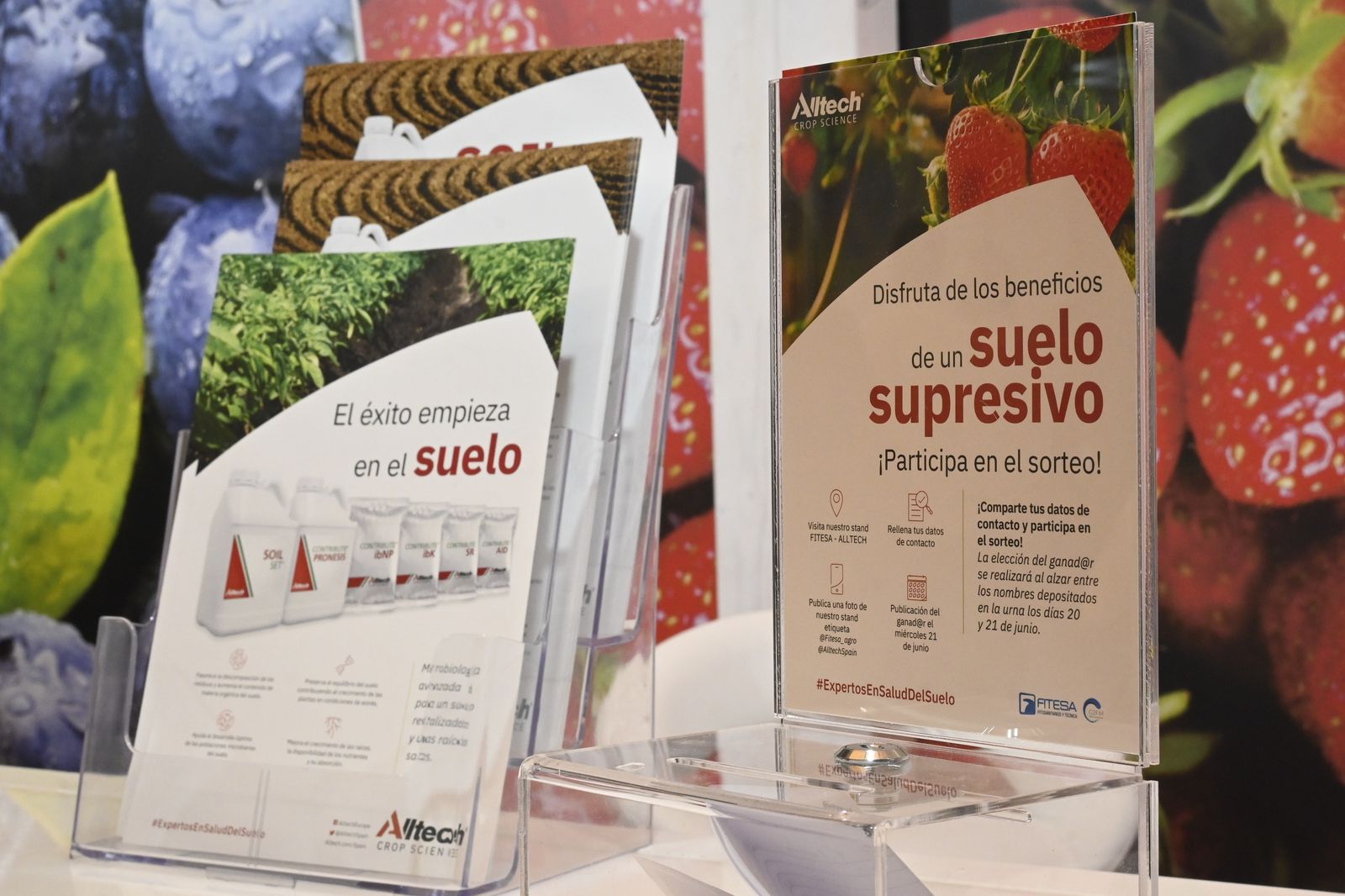 Los Stands participantes en el 8º Congreso Internacional de Frutos Rojos en Huelva