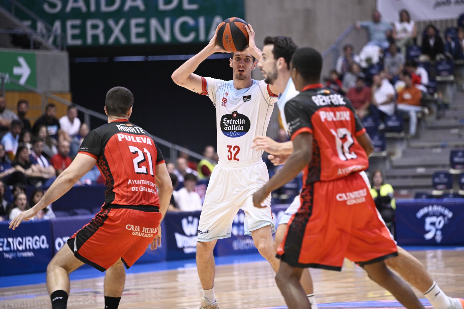 El Obradoiro-Covirán Granada, en imágenes