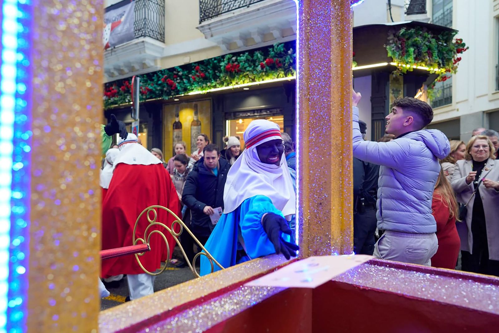 Las fotos del Heraldo Real en Sevilla