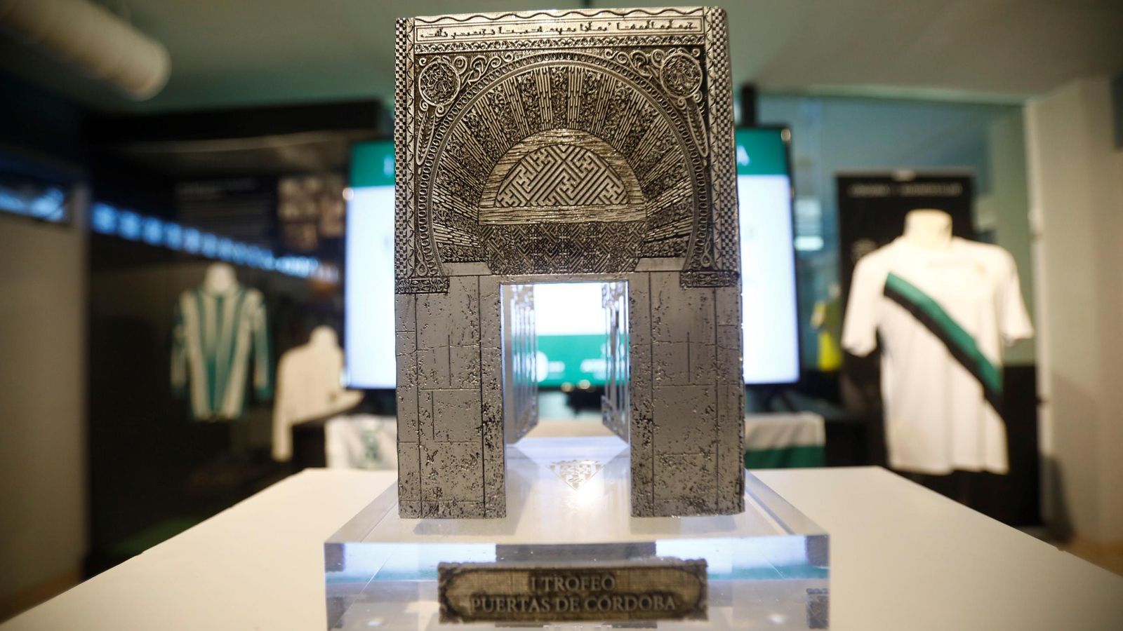 El Trofeo Puertas de Córdoba. El Trofeo Puertas de Córdoba.