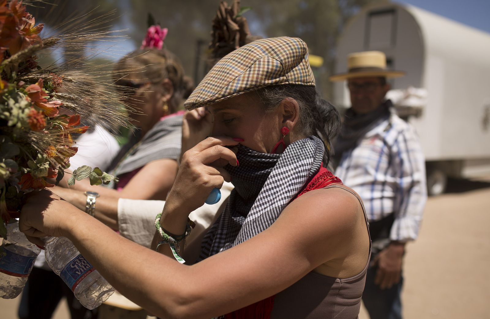 El paso de hermandades del Rocío por la Raya Real