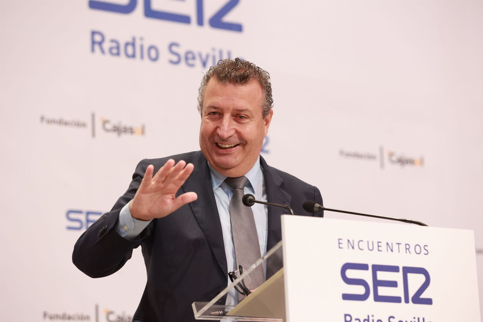 El presidente de la Diputación de Sevilla y secretario general provincial del PSOE, Javier Fernández, en el acto de este martes.