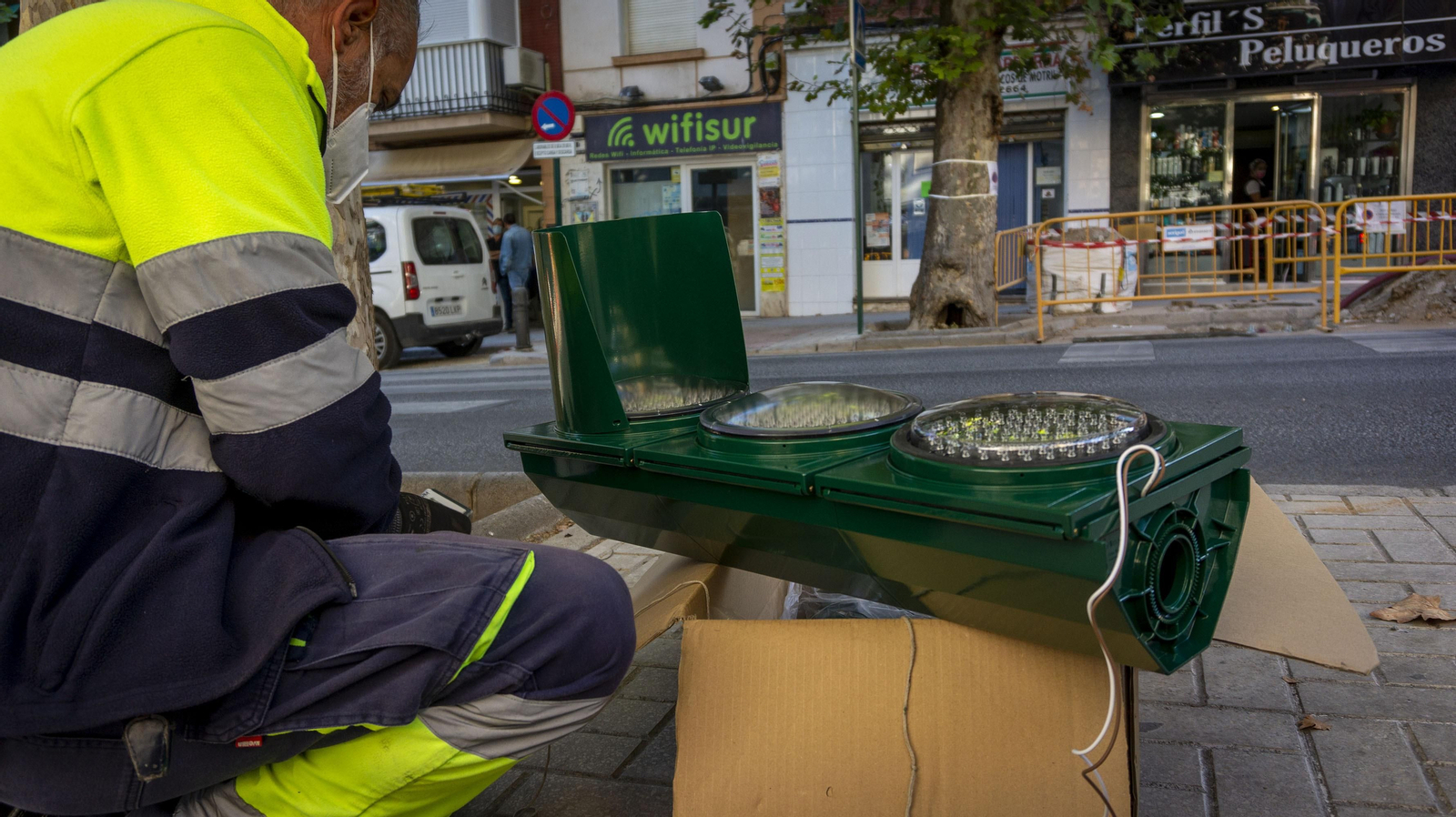 Todos los semáforos de Granada contarán con luces led