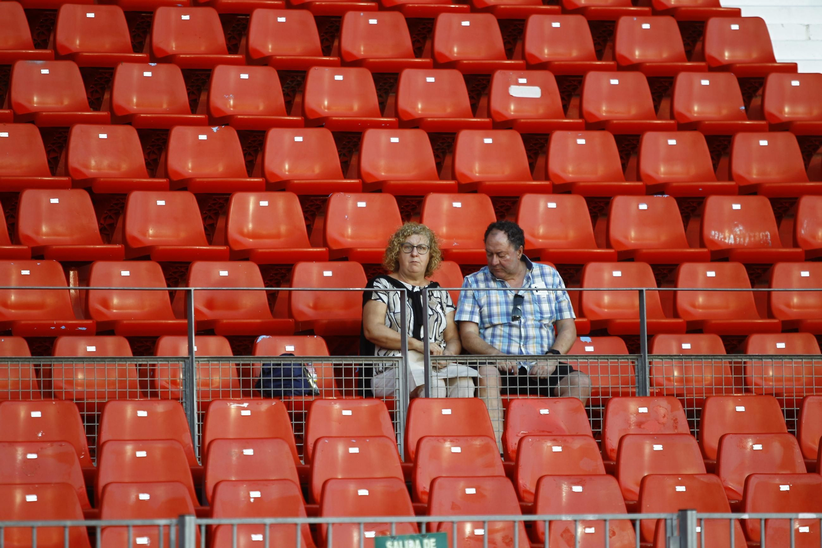 Búscate en las fotos del partido Almería-Albacete