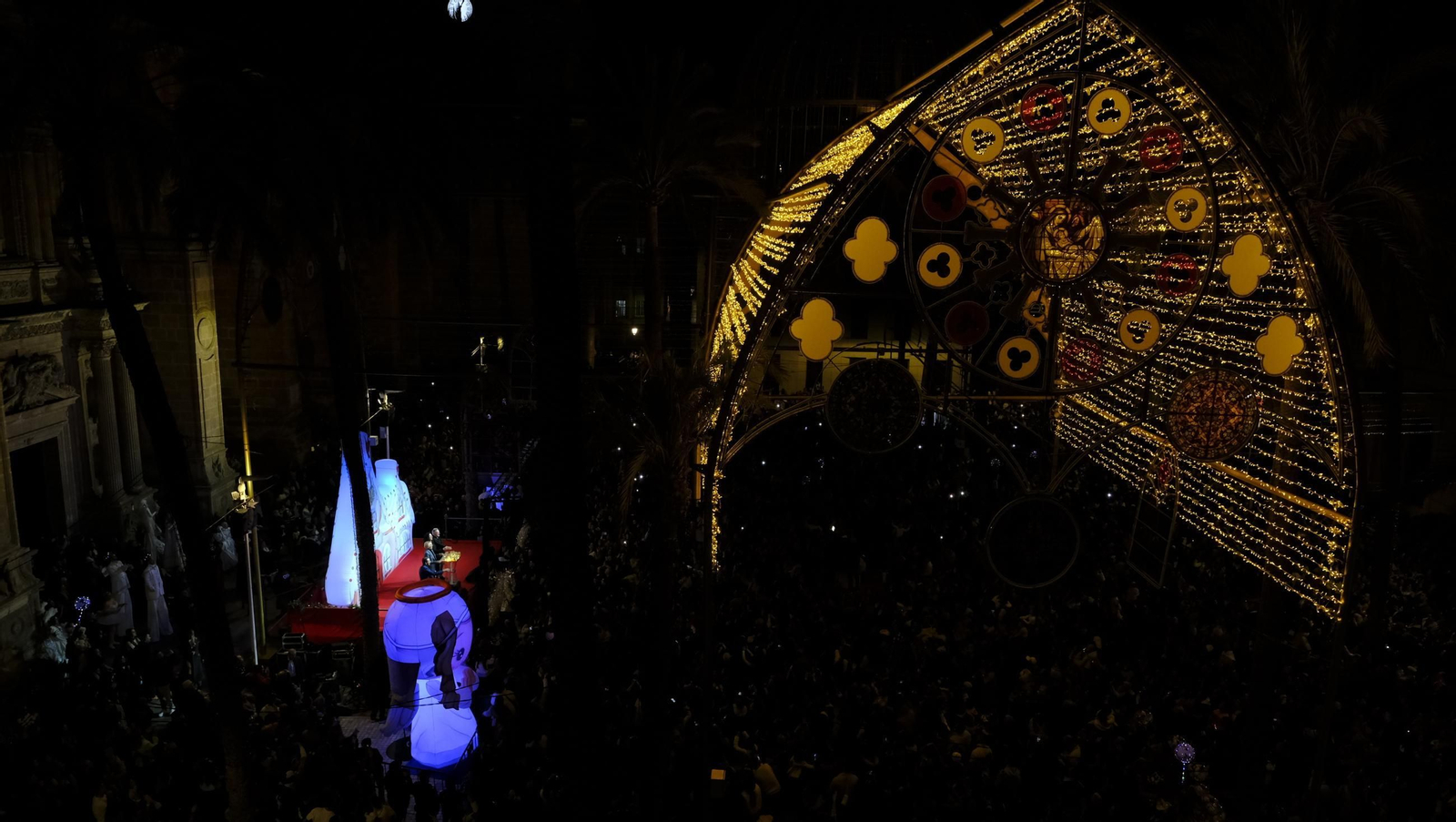 Las mejores imágenes del encendido navideño en Almería