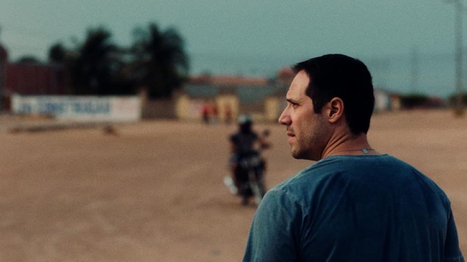 Antonio Saboia en una imagen del filme brasileño 'Desierto particular'.