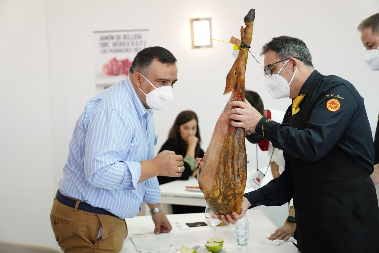 El inicio de la Feria del Jamón de Villanueva de Córdoba, en fotografías