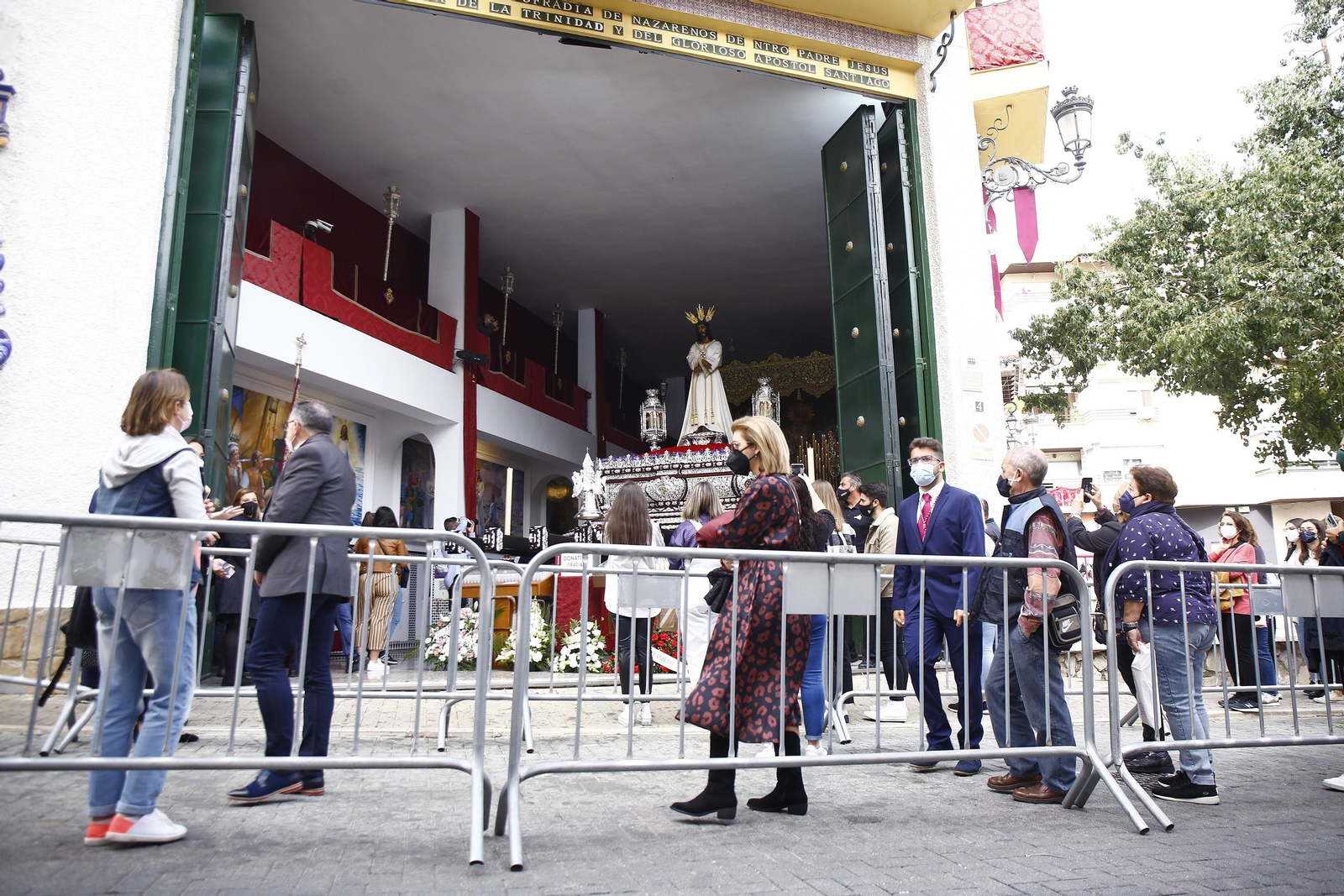 Las fotos del Lunes Santo en Málaga: la devoción en el barrio de La Trinidad