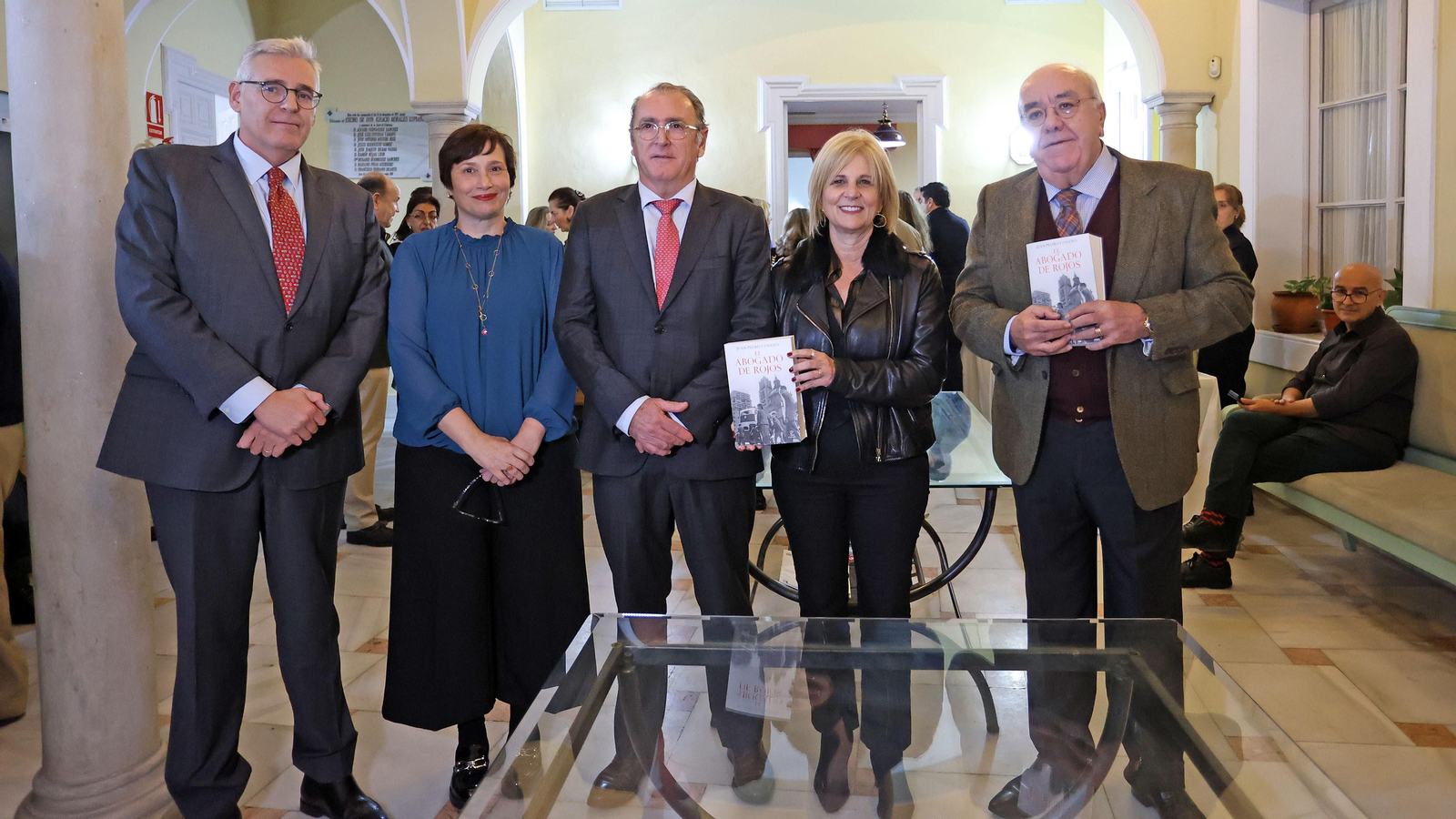 Juan Pedro Cosano presenta su libro 'El abogado de rojos'