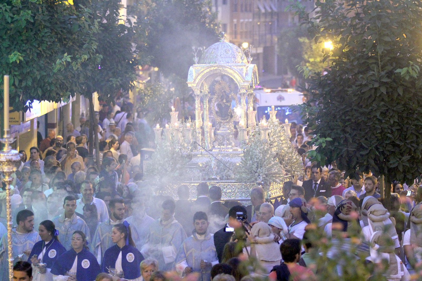 Procesión solemne de la Virgen de la Cinta.