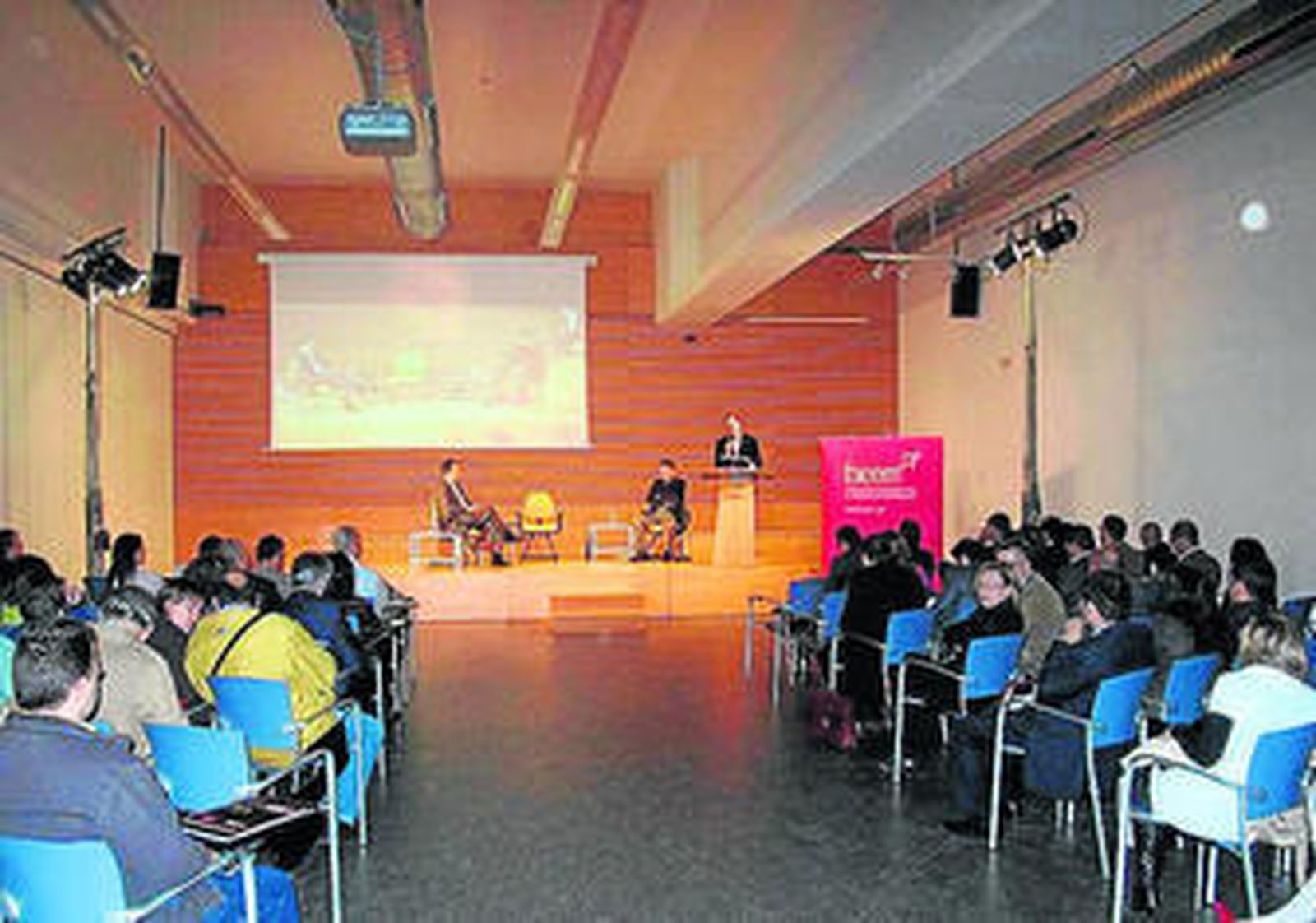Desarrollo del foro en el Palacio de Exposiciones y Congresos.